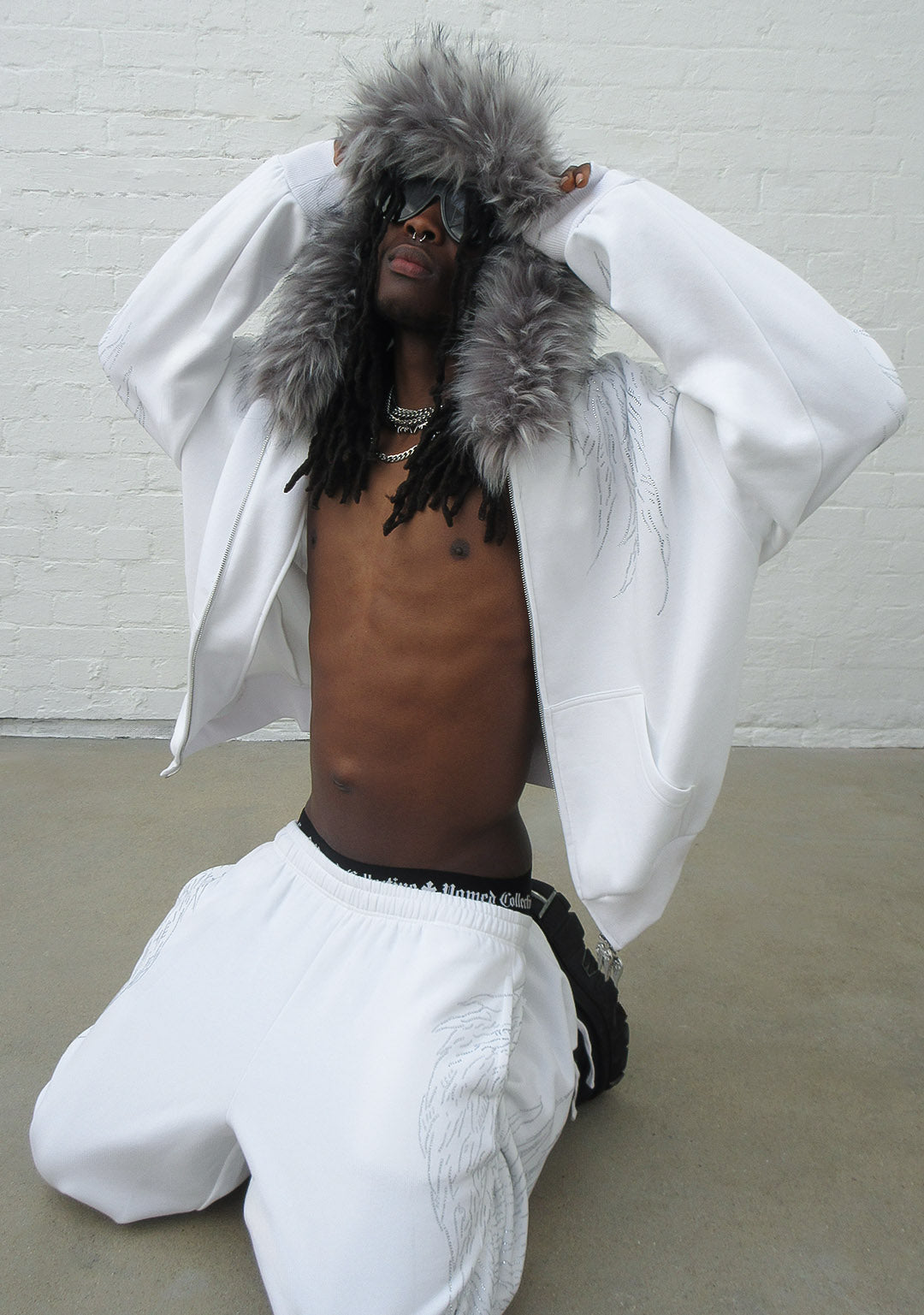 FALLEN FAUX FUR RHINESTONE ZIP HOODIE WHITE (DETACHABLE FUR)