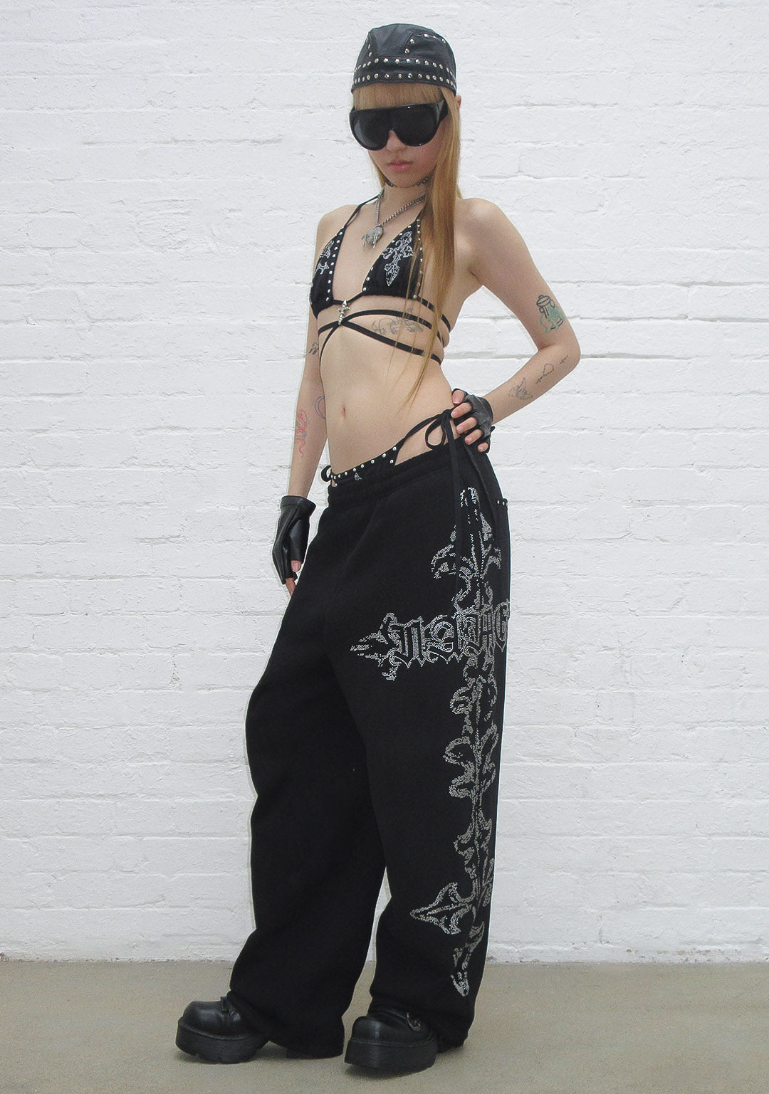 FERAL STUDDED BIKINI TOP BLACK