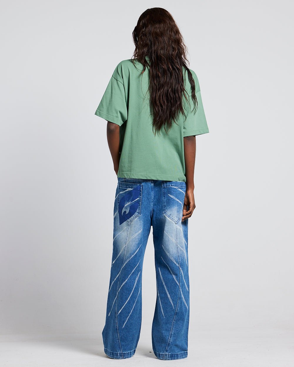 ADVENTURES TEE GREEN & YELLOW