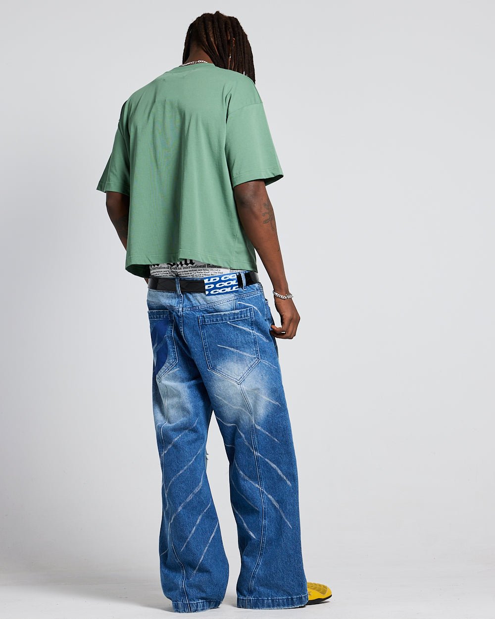 ADVENTURES TEE GREEN & YELLOW