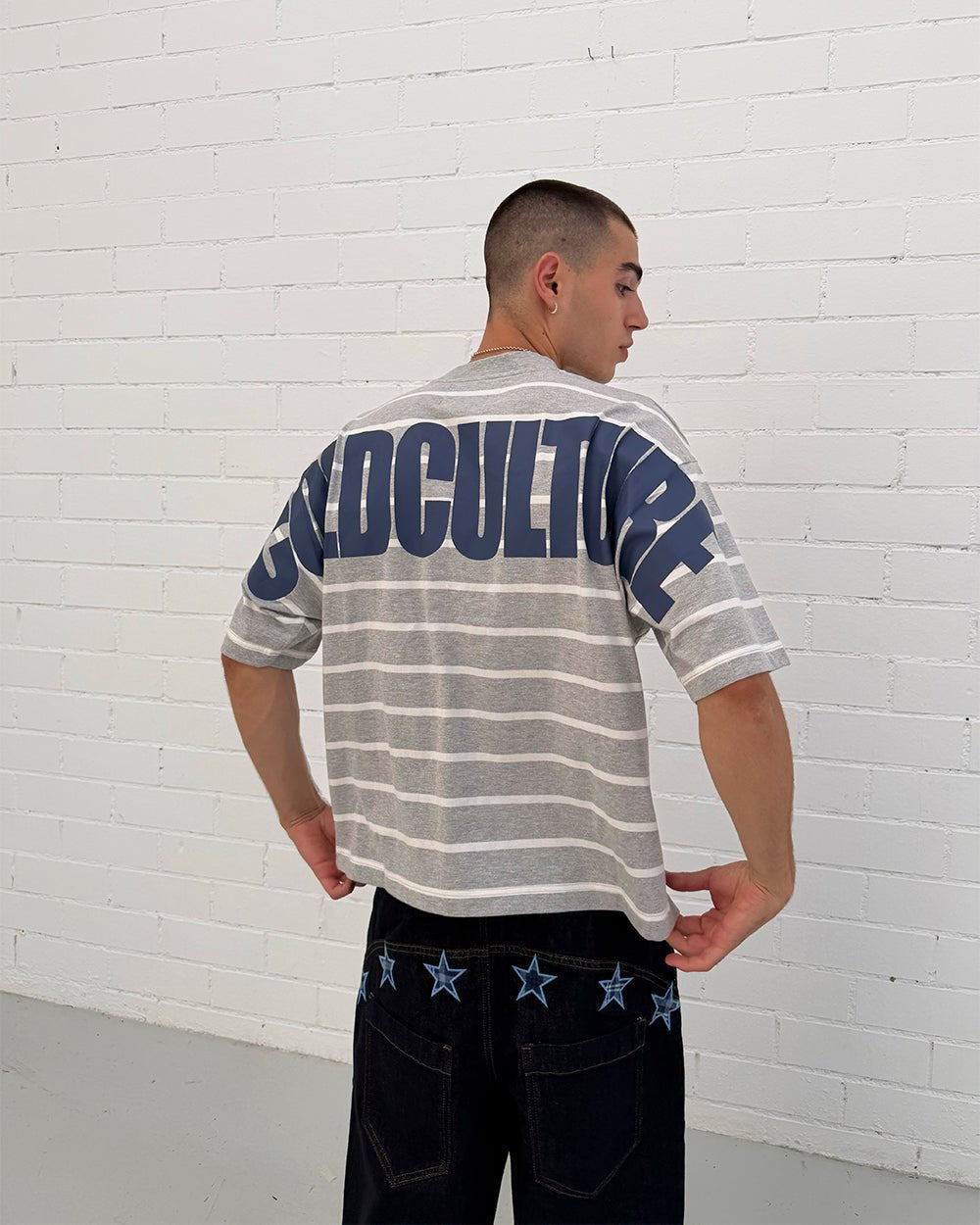 BAY STRIPE TEE GREY