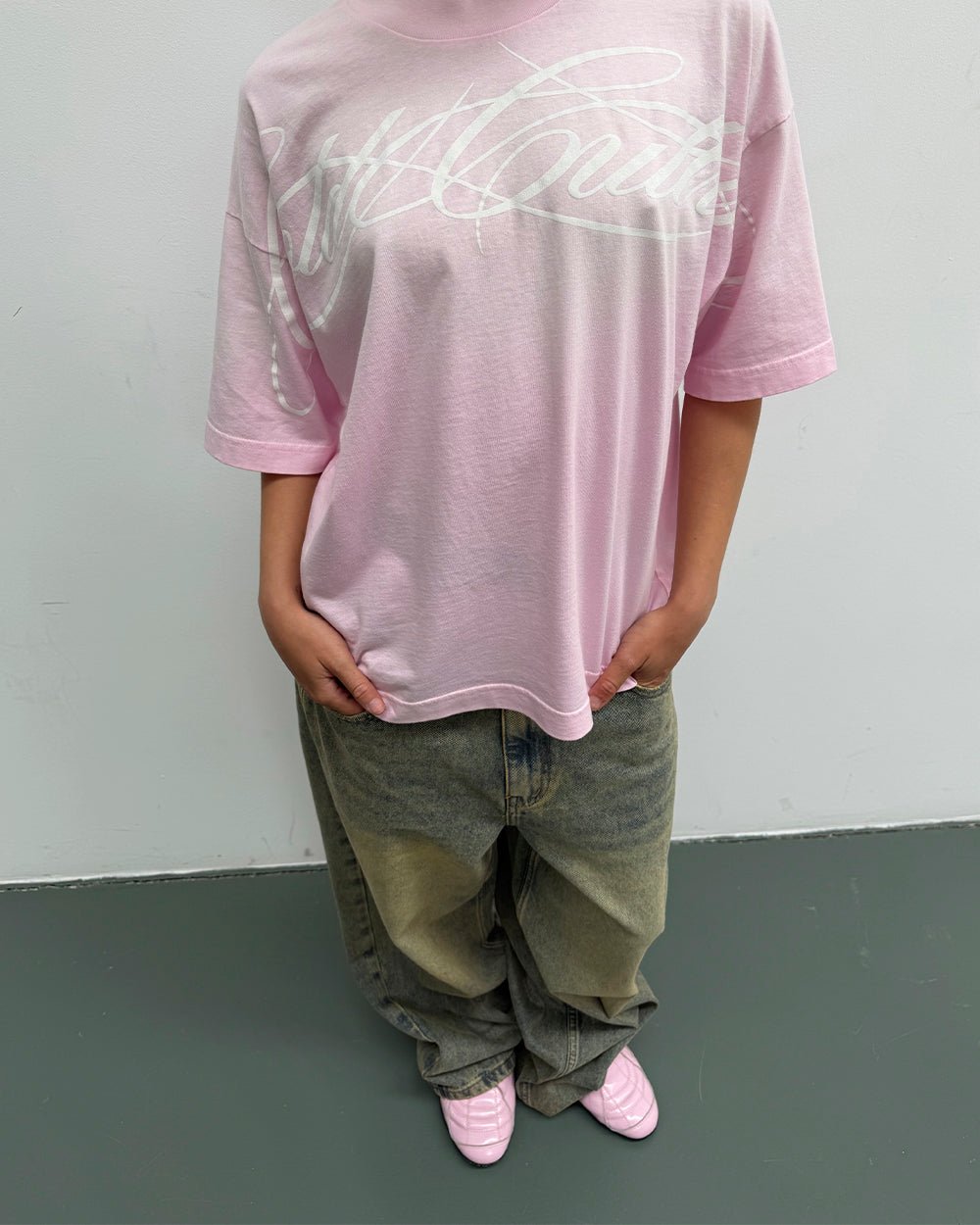 CROSSED SCRIPT TEE PINK