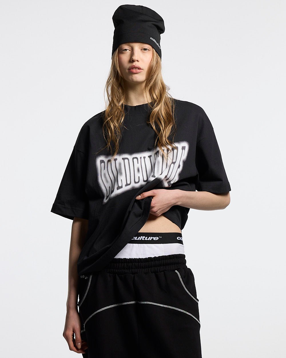 FEISTY TEE BLACK
