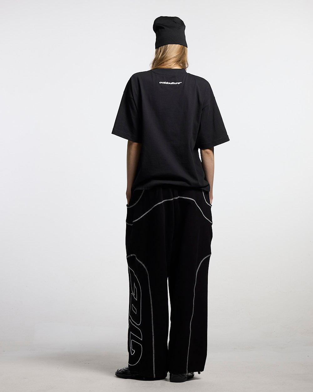 FEISTY TEE BLACK