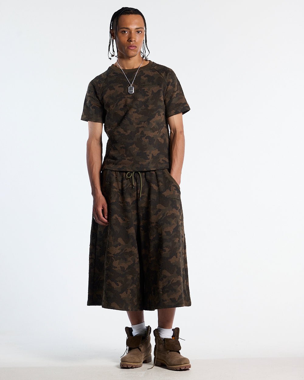 FRONT LINE TEE GREEN