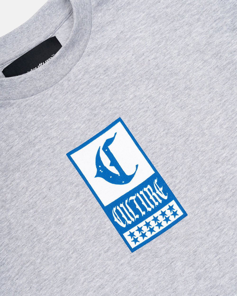 GOTHIC CURVED TEE GREY