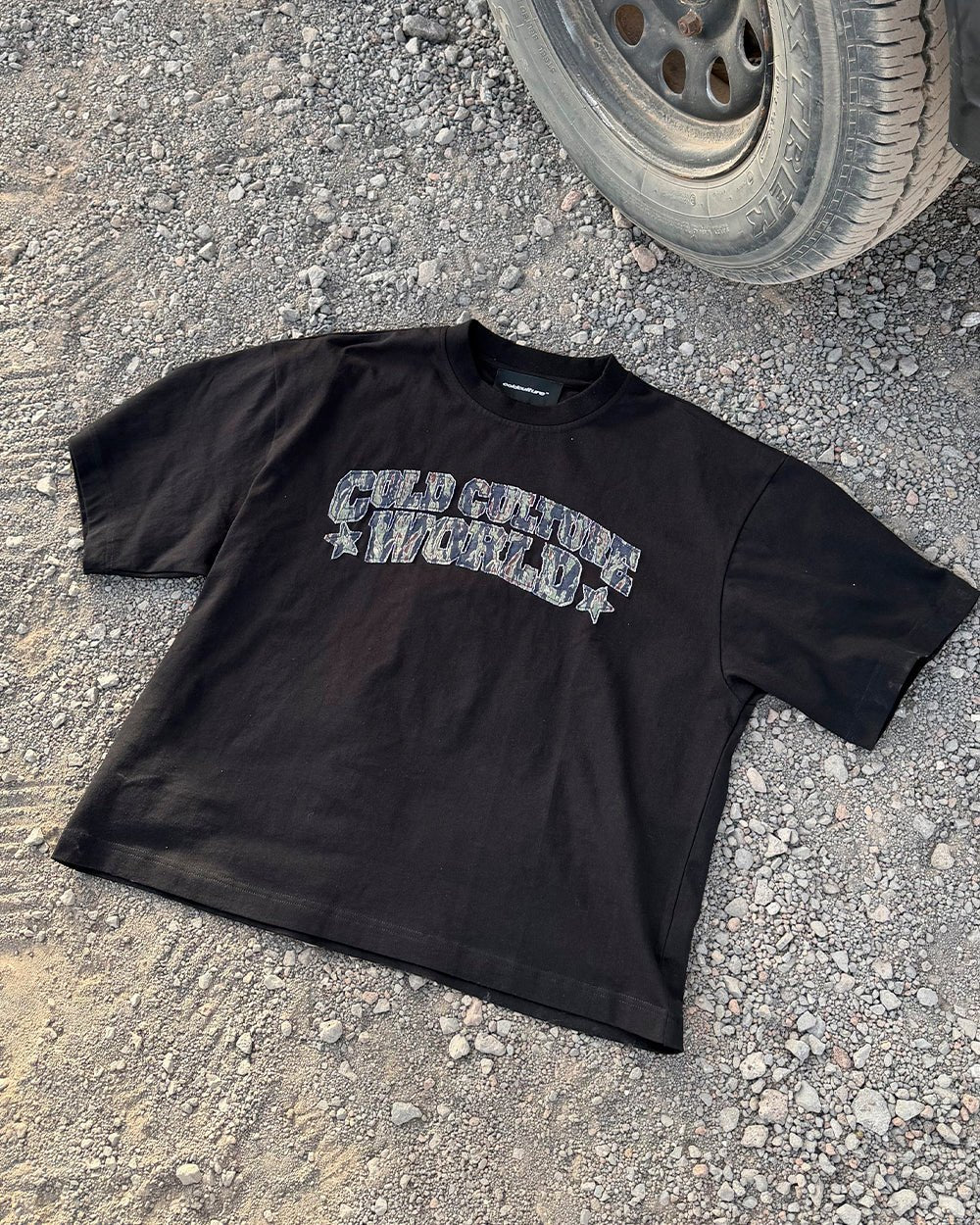 HUNTER TEE BLACK