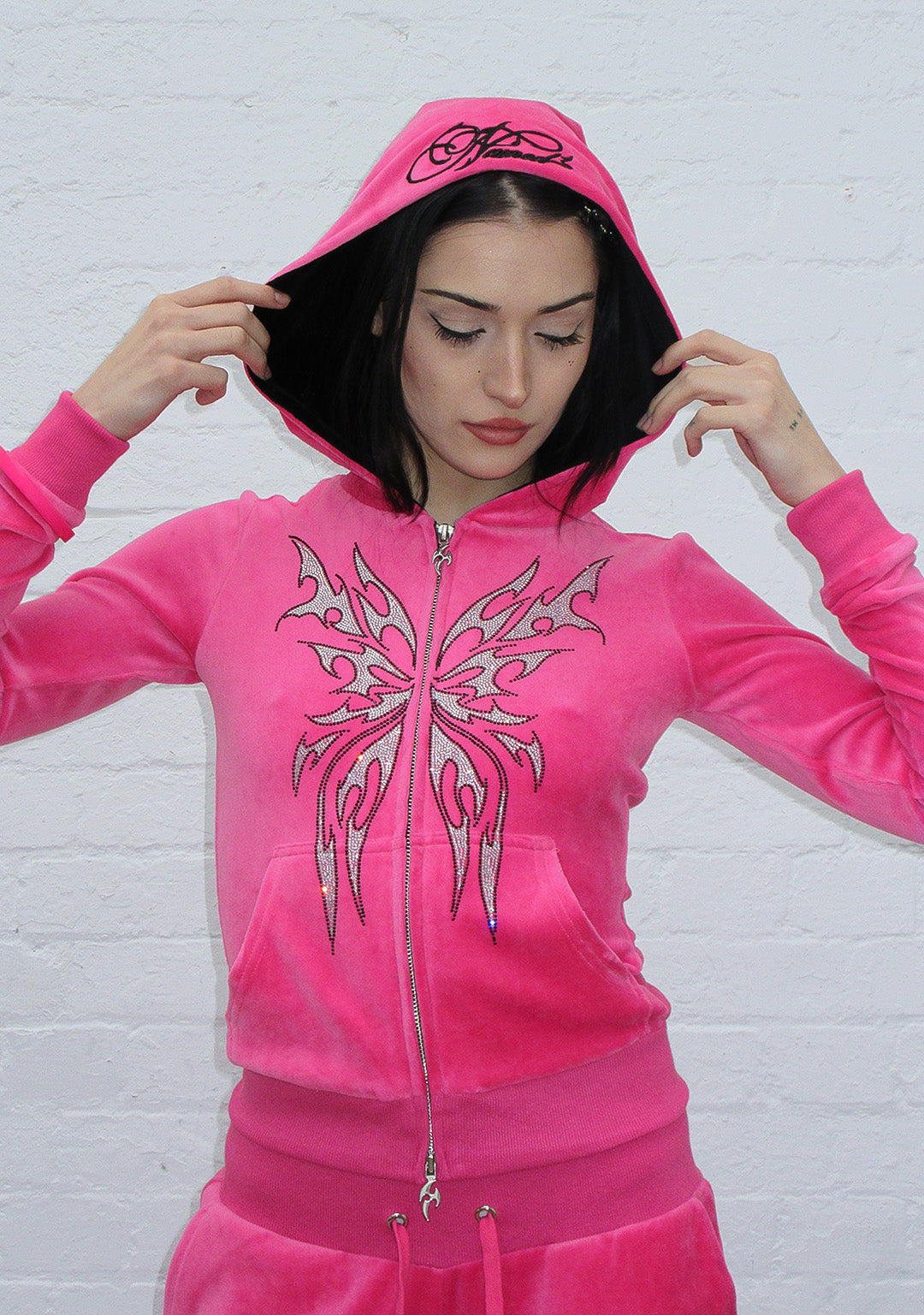 IDOL RHINESTONE VELOUR FITTED ZIP HOODIE HOT PINK