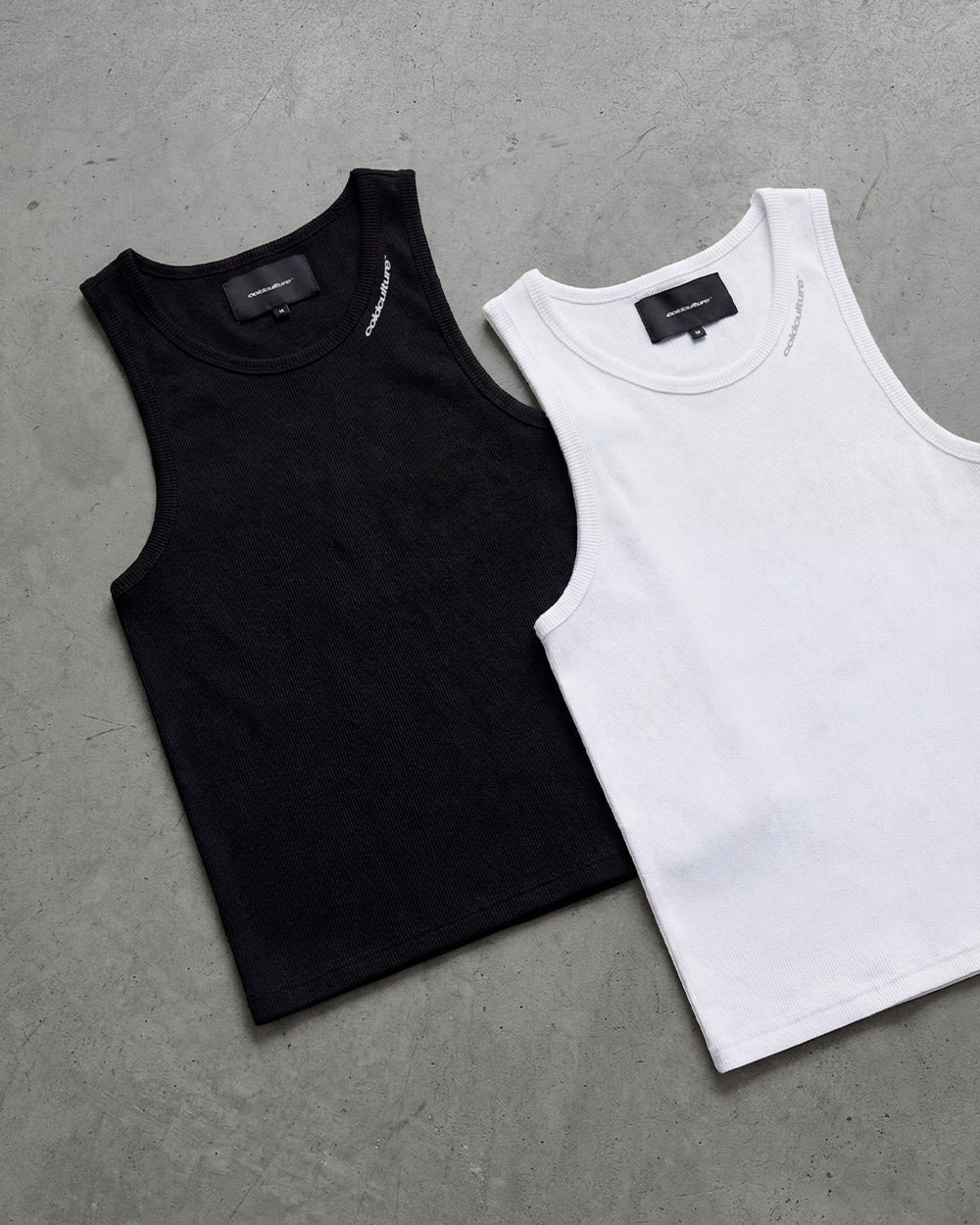 LOW KEY BASIC TANK TOP 2 PACK WHITE & BLACK