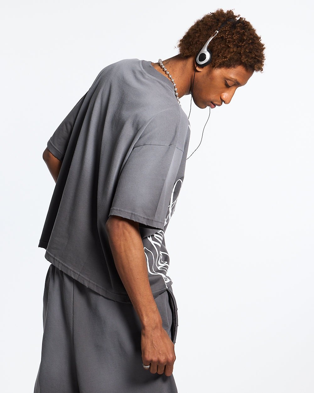 SCRIPT TEE ANTRACITE GREY