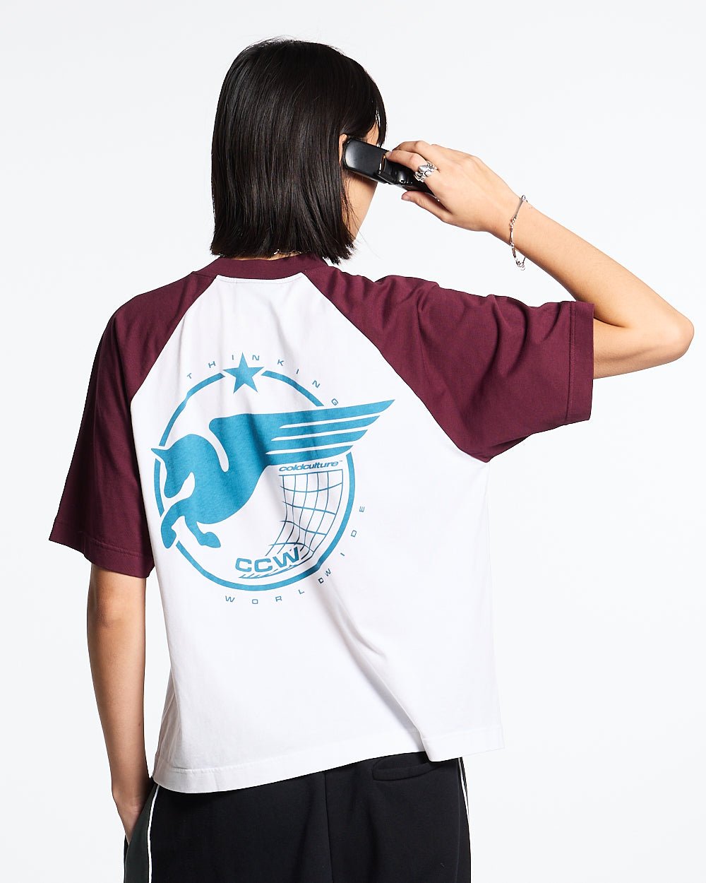 STORMWING TEE WHITE AND BURGUNDY