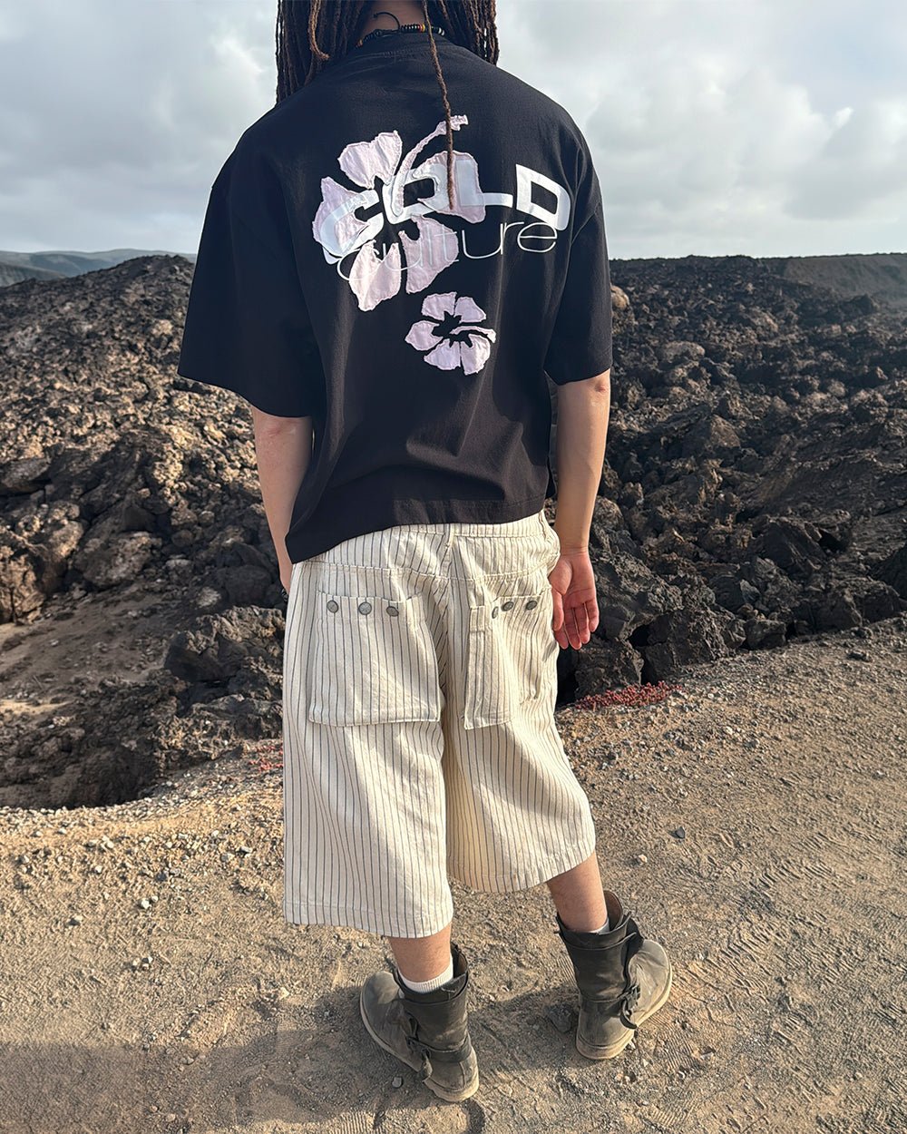 TROPICAL FEVER TEE BLACK