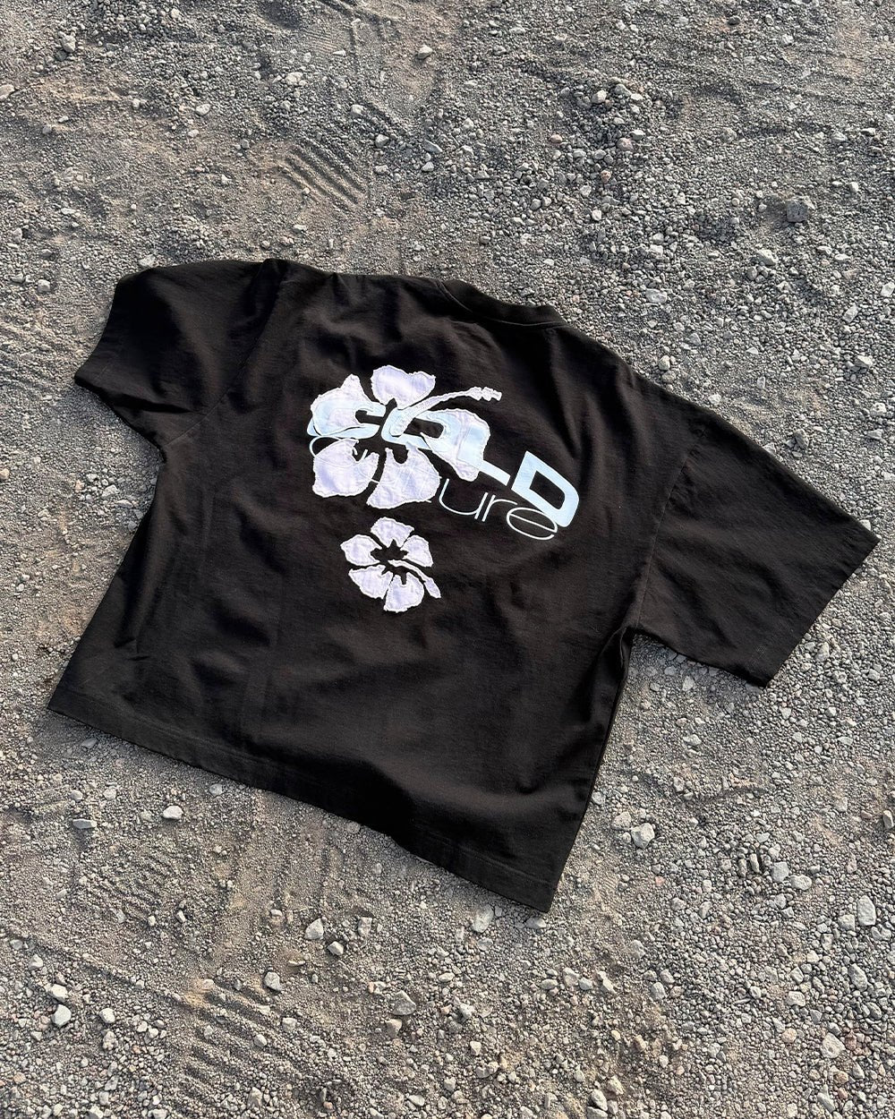 TROPICAL FEVER TEE BLACK