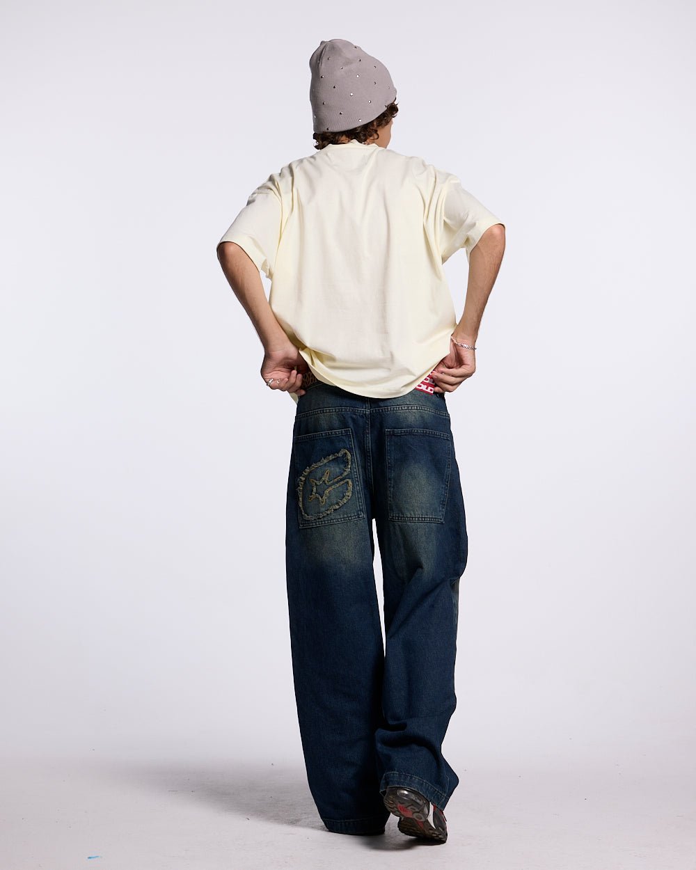 URBAN LEGACY TEE CREAM